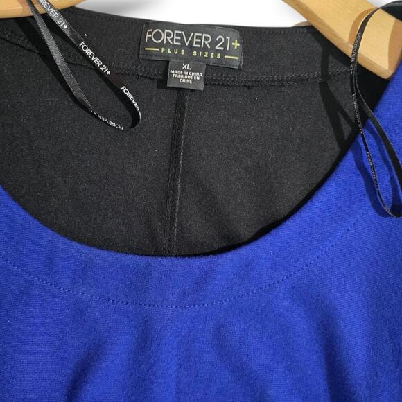 Forever 21+ Blue & Black Colorblock Dress Women’s XL | Long Sleeve Zip accent - Picture 3 of 9